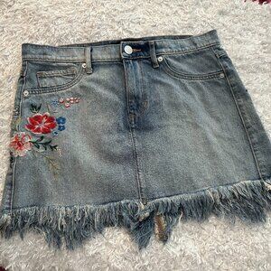 Express Denim Floral Embroidered Fringe Skirt Size 8